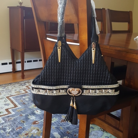 Black shoulder bag with rose gold and Crystal stud - Picture 1 of 2